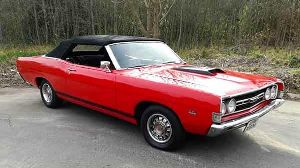 cape corporate tours classic cars chauffeur drives classic seventies car red convertable soft top muscle car-min