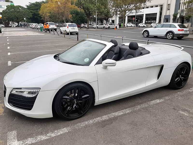 cape corporate tours car rentals sports cars white audi r8 parked in cape town